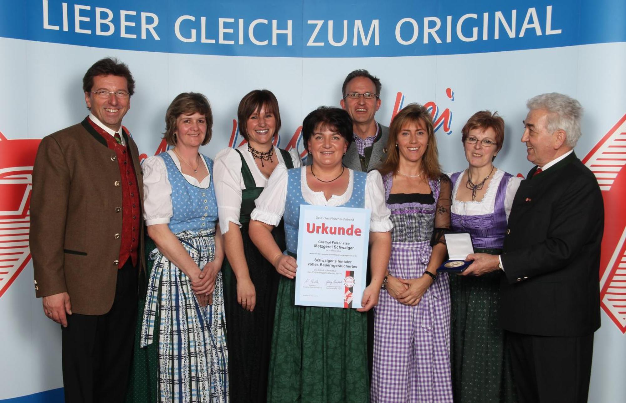 Gasthof Falkenstein - Metzgerei Schwaiger - Flintsbach Dış mekan fotoğraf
